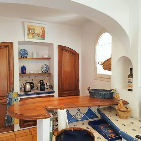 بيت للعطل Sous Le Soleil D'Azur, Villa 6 A 8 Personnes Saint-Raphaël