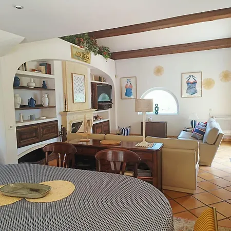 بيت للعطل Sous Le Soleil D'Azur, Villa 6 A 8 Personnes Saint-Raphaël