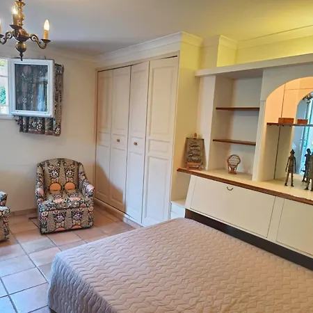 Sous Le Soleil D'Azur, Villa 6 A 8 Personnes *